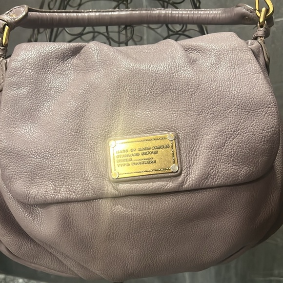 Marc by Marc Jacobs lilac satchel/crossbody leather bag.  EUC - Picture 6 of 13